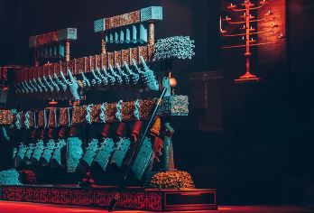 湖北省博物馆【汀兰集 大咖2-3H深度讲解 私家团】【[亮点一]本地文博专导，讲解时长2-3小时，名师讲带您领略荆楚文化。】