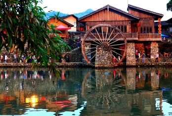 南靖云水谣土楼一日游.厦门市区上门接送+午餐【厦门市区酒店上门接送，省心安心！~】