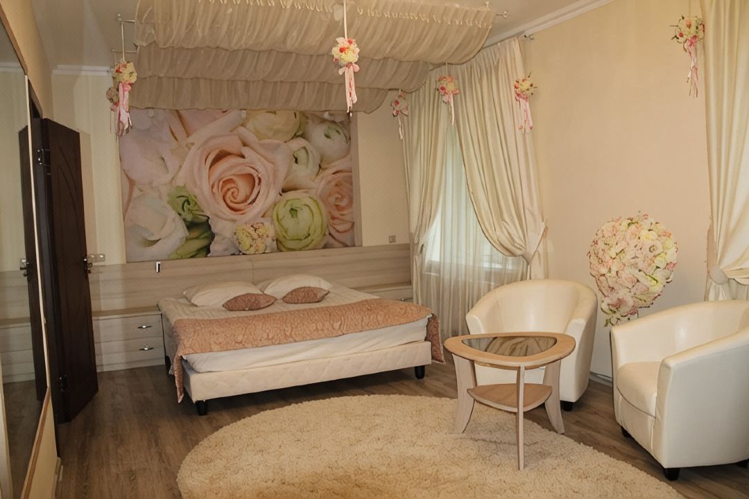 Hotel Akvareli Rus