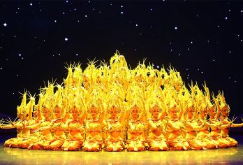 云南西双版纳“澜沧江·湄公河之夜”歌舞篝火晚会，自驾必选【[景区看点]民族特色浓郁的人文景观，是个天然的村寨式公园】