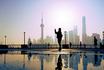 上海东方明珠+外滩+夜游黄浦江一日游【舒适5座包车游】【一站式选择▼5座包车▼VIP服务】