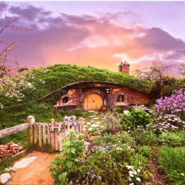 霍比特村+萤火虫洞一日游【小团拼车/包车/含门票/双语司导】