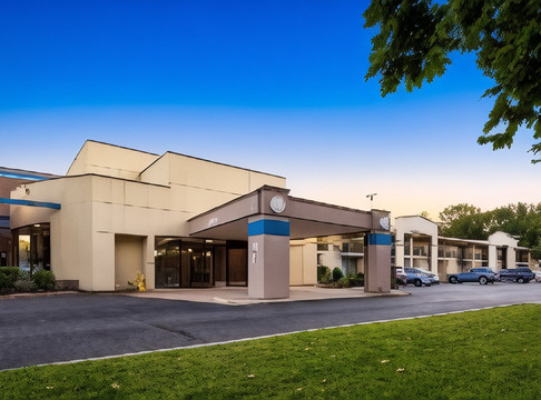 雷德班克酒店住宿-The Hub Middletown -  Best Western Signature Collection Hotel