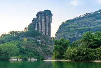 【纯玩无购物】武夷山精致小团一日游九曲竹筏+天游峰+印象表演【精华线路游，精致小团，纯玩无购物，三姑度假区内上门接送，优质导游讲解。】
