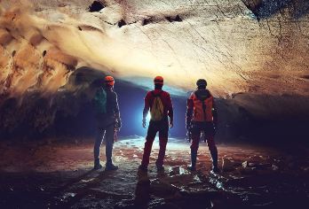 桂林Discovery燕子洞探索一日游 专业教练+明星同款【穿越地心，进入盗墓笔记地下世界探索地下世界】