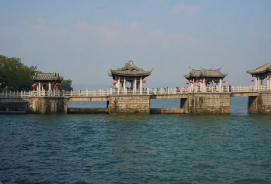 潮州一日游【韩文公祠+开元寺+广济桥&古城墙+龙湖古寨】【[独立包团]可选择独立包团，专车专导，上门接送，适合家庭出游！】