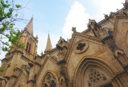 法国巴黎-埃菲尔铁塔+塞纳河畔&行程可调-市区包车游【中文专车出行，行程自己定义，无需等待，专属贴心服务，尽享惬意旅程】