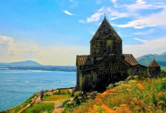 亚美尼亚埃里温塞凡湖+塞凡湖修道院+格加尔德修道院包车一日游【精品包车，私享空间，上门接送，轻松出行】