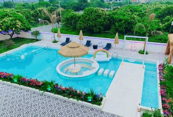 从化马代10房18床温泉泳池别墅+独立KTV麻将+泡池+烧烤【别墅内带超大泳池+温泉入户+独立KTV+麻将+烧烤，配套私家泡池，足不出户即可畅享温泉，泡浴美人汤】