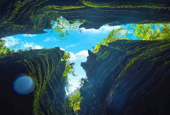 梭布垭石林景区一日游【纯玩-可选小团-赠景区景交-含接送】【[自营景区直通车≈没有中间商-纯玩团]-恩施城区上门免费接送】