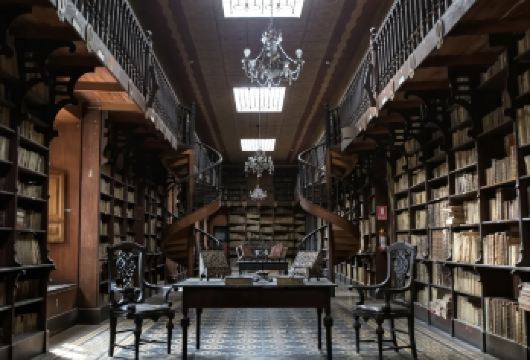 秘鲁利马历史中心+普克亚纳遗址+可定制【中文专车-舒适纯净】【中文专车出行，景点灵活调整，打卡经典，游玩自己定义，无需等待，专属贴心服务，尽享惬意旅程】