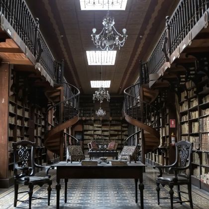 秘鲁利马历史中心+普克亚纳遗址+可定制【中文专车-舒适纯净】