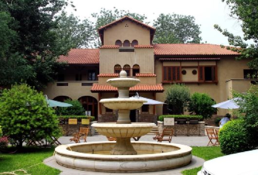 天津五大道+古文化街+相声+瓷房子+张学良故居+静园一日游【私家团、包车游、小车出行、上门接送、免费接送站！】