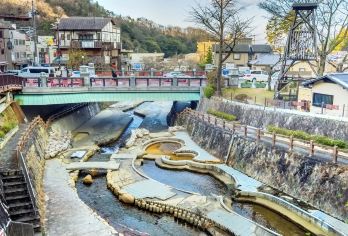 日本大阪-神户明石海峡大桥-舞子公园【中文专车-舒适纯净】【中文专车出行，景点灵活调整，打卡经典，游玩自己定义，无需等待，专属贴心服务，尽享惬意旅程】