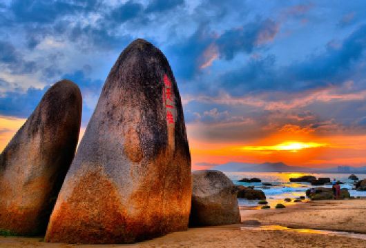 三亚南山文化旅游区+大小洞天一日游【往返接送+门票】【专属服务：市区、三亚湾、大东海、均可接送，站点多就近上车。】