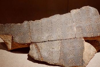 中国湖南长沙博物馆【猩咖说|小包团|大咖1.5精讲|含门票】【[一单一团]独立小包团服务一对一，提供蓝牙讲解耳机，品质有保障】