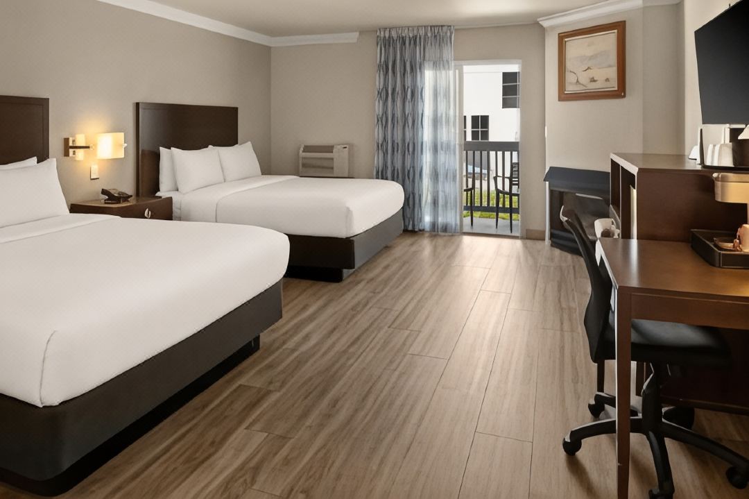 Cannery Row Inn