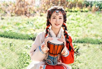 四姑娘山一日游【秋季特惠｜可选·头等舱·三环接·小团】【[品质纯玩]全程不进购物店，无隐形消费！充足时间，畅游东方圣山，川西小瑞士。】