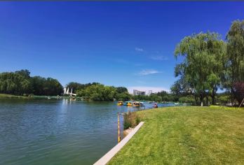 朝阳公园一日游【包车出游，贴心服务，不虚此行】【[优质服务]在线客服为您解决所有问题，贴心服务，不虚此行。】