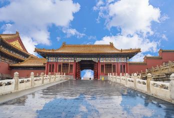 故宫博物院【金牌导游/深度人工讲解/可选私家团/精品小团】【[品质保证.经验丰富]京腔京调讲解，聆听故宫故事，精选5年以上从业导游，带您参观故宫博物院，讲解期间】