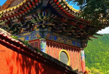 忻州五台山景区拼车一日游【往返五座市区接，赠瓶装水自由出行】【[专业旅游司机师傅，为您的行程保驾护航]】