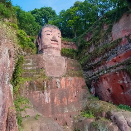 乐山大佛游船【船票+30分钟讲解+蓝牙耳机+赠送乌尤寺讲解】