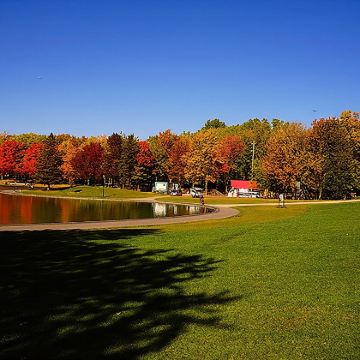 蒙特利尔皇家山公园+蒙特利尔老城+旧港区游览