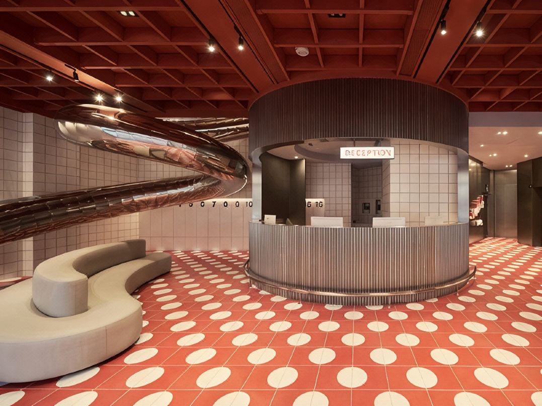 RedDot Hotel