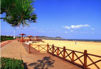 黄岛金沙滩+胶州湾大桥+唐岛湾+海底隧道一日游【地标打卡】【[特别精致]深度游览，老少皆宜，亲子度假，家庭出行, 玩转海边，优秀专业持证导游，和蔼风趣老司机】