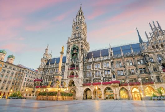 德国慕尼黑玛丽亚广场+谷物市场+纽芬堡【中文专车-舒适纯净】【中文专车出行，景点灵活调整，打卡经典，游玩自己定义，无需等待，专属贴心服务，尽享惬意旅程】