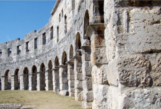 巴塞罗那出发：塔拉戈纳水渠＋大教堂＋地中海观景台＋圆形剧场【一步一古迹，一景一史诗，塔拉戈纳的古罗马文明沉浸式之旅】