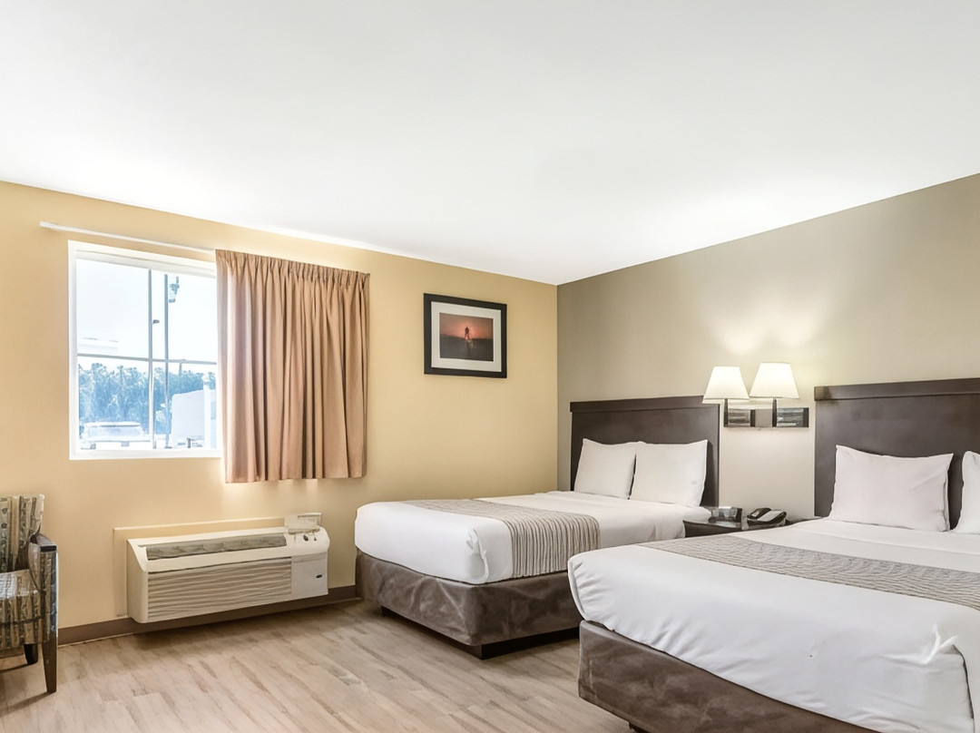 Hubert酒店住宿-Suburban Studios Near Camp Lejeune