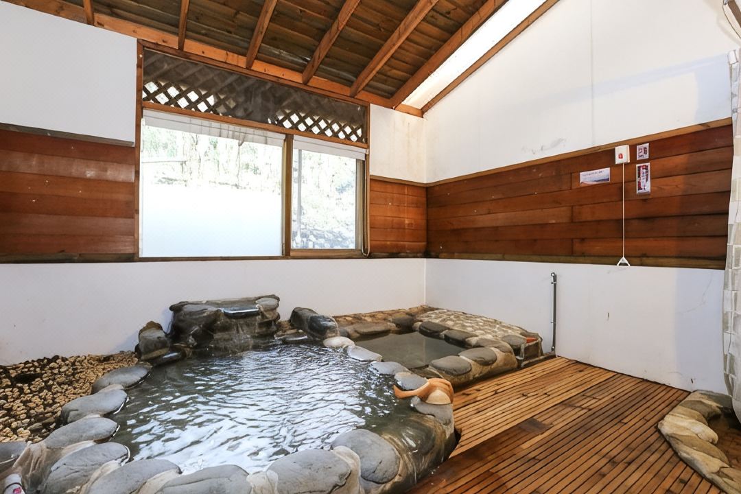 New Zealand Aohua Hot Spring Villa