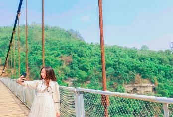 川西竹海景区+平乐古镇1日游【游竹海·古镇·玻璃栈道】【[品质纯玩]纯玩无购物，保证纯净游玩景点】