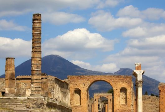 意大利罗马 | 往返【那不勒斯海岸+庞贝古城】中文包车一日游【探寻传说中的庞贝，见证维苏威火山的震撼】
