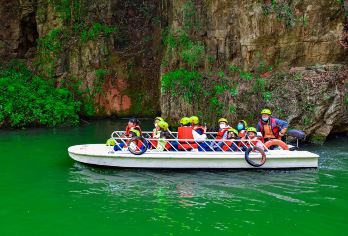 九乡+云南省博物馆一日游：含省博2小时讲解+九乡双游船双索道【[创新线路]包含云南省博物馆2小时深度讲解+门票+溶洞+麦田索道+麦田游船+荫翠峡游船+张口洞索道】