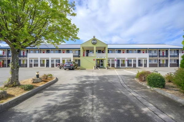 B&B HOTEL Lorient Lanester-官方