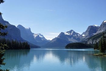 加拿大班夫\幽鹤国家公园-可定制【中文专车-舒适纯净】【中文专车出行，景点灵活调整，打卡经典，游玩自己定义，无需等待，专属贴心服务，尽享惬意旅程】