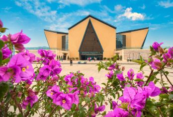 迤沙拉村+三线建设博物馆+中国苴却砚博物馆【2人起订小包团】【2人起订 独立小包团 上门接送】