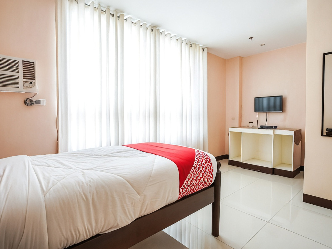 236 埃德蒙多酒店