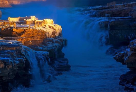 中国陕西延安陕西黄河壶口瀑布一日游【酒店接送，】【黄河壶口瀑布是闻名世界的金色大瀑布， 是镶嵌在九曲黄河之上的璀璨明珠。】