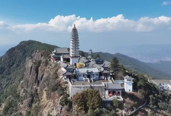 鸡足山一日游【往返直通车+门票+上段交通车往返+索道往返】【[自由行]游玩时间充足，体验灵山佛都大巴团/商务小团可选，无导游】