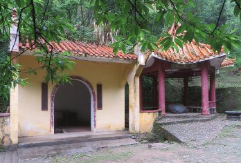 2人起订私家团梅关古道珠玑古巷红沙漠一日游韶关上门接送【所选城市市区免费上门接送，方便快捷，省时省力（时间可微调）】