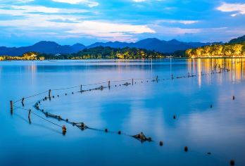 杭州-绿云径-孤山-曲院风荷-长桥公园漫步(西湖超美转角R)【超美转角西湖落日中英俄语讲解CityWalk 多语种导游/翻译/地陪】