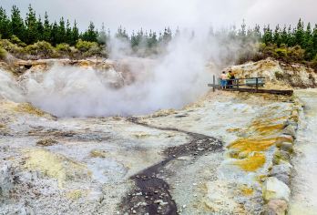 新西兰奥克兰胡卡瀑布+地热温泉公园包车游【北岛经典路线】【专车服务+行程可调+酒店接送+中文服务】