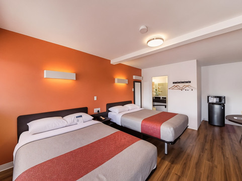 Motel 6 Cranbrook, BC