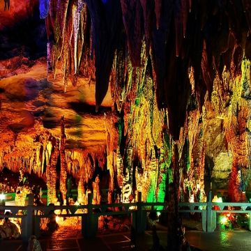 湖南娄底湄江国家地质公园+梅山龙宫一日游中英文服务不含门票