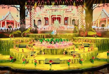 【晚会代订】云南西双版纳傣魅银湖剧院（大佛寺）晚会【[景区看点]由傣族叙事长诗《孔雀公主》改编表演艺术家黄宏导演】