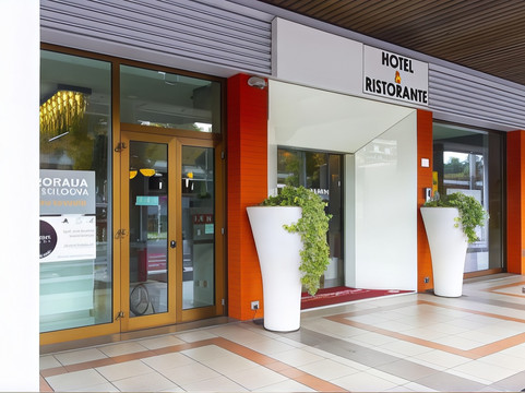 Monterenzio酒店住宿-弗维亚勒玛斯尼设计酒店