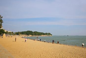 厦门南普陀寺+植物园+外观厦大+环岛路沙滩独立包车一日游【厦门市区内任何地方都可以带您去，路线可参考我们推荐的也可以按照您的想法来哦】